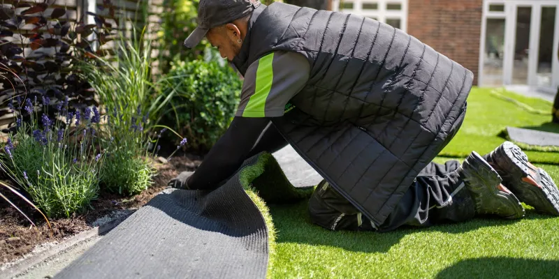 Laying Artificial Grass Step 8